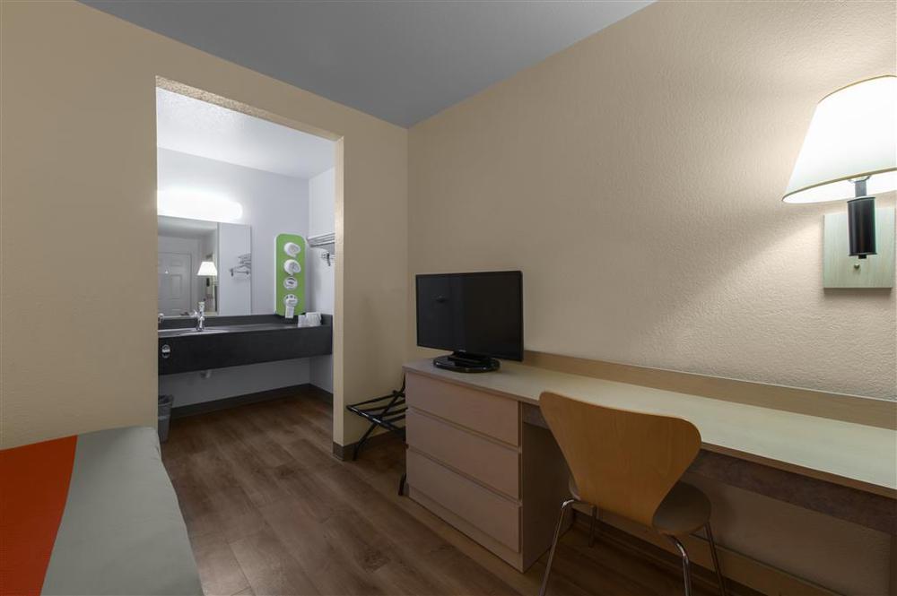 Motel 6-Amherst, Ny - Buffalo Room photo